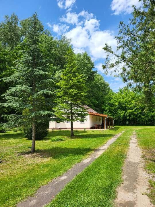 Villa Gyoember Tanya Ásotthalom Exterior foto